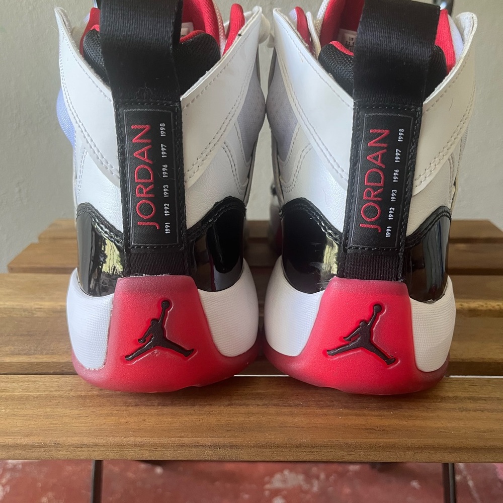 Jordan Athletic Shoes White and Red High-Top Design